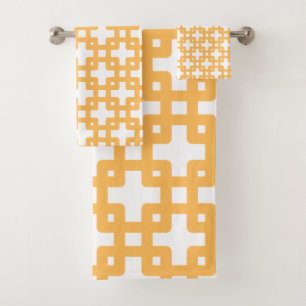 Overlapping Square Shapes Bath Towel Set