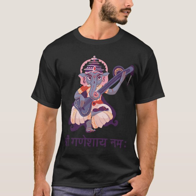 Owl artwork. T-Shirt (Front)
