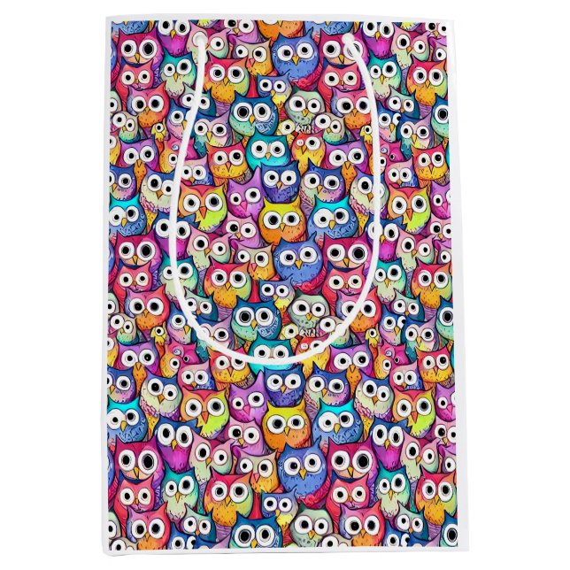 Owl faces cartoon birds pattern raptor bird prey medium gift bag (Front)