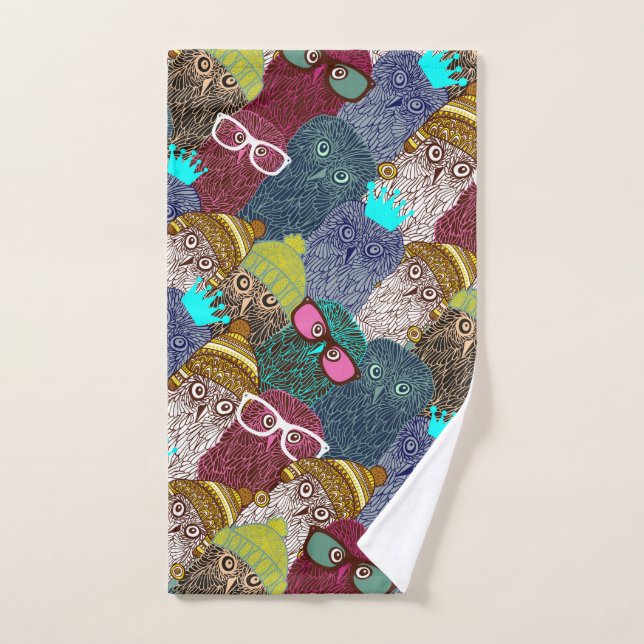 Owl in crown hand towel (Hand Towel)