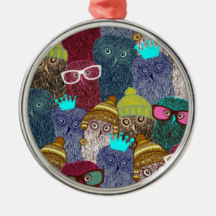 Owl in crown metal tree decoration
