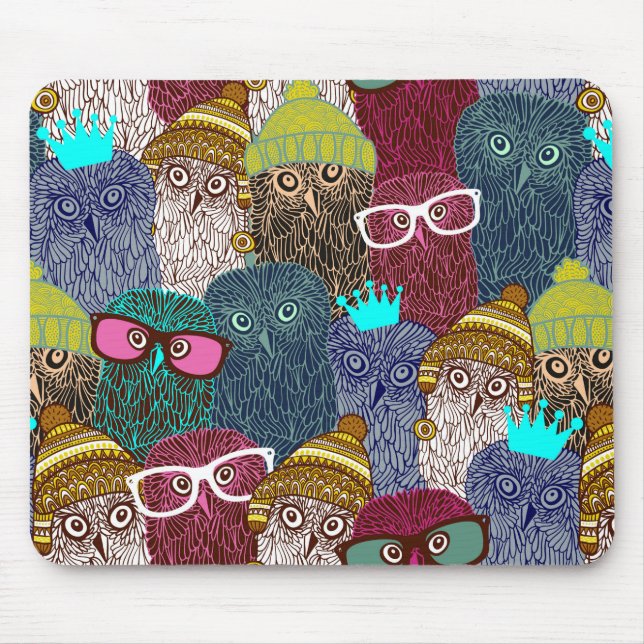 Owl in crown mouse mat (Front)