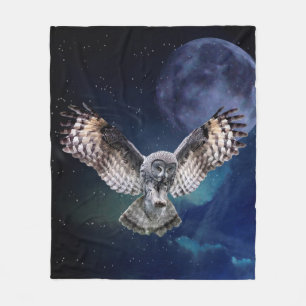 Owl in Flight Fleece Blanket