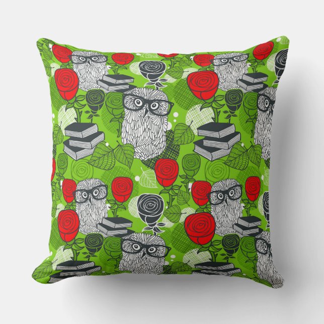 Owl in red roses cushion (Front)