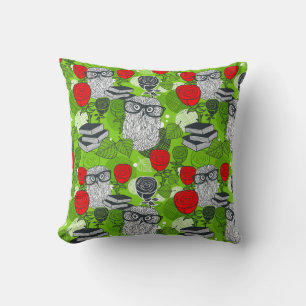 Owl in red roses cushion