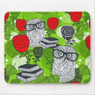 Owl in red roses mouse mat
