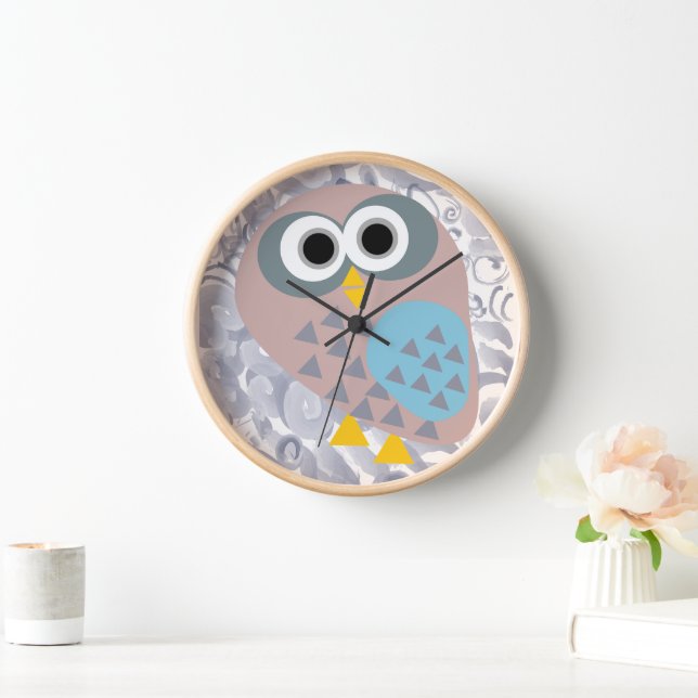 Owl with watercolor grey clock (Home)