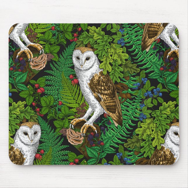 Owls, ferns, oak and berries mouse mat (Front)