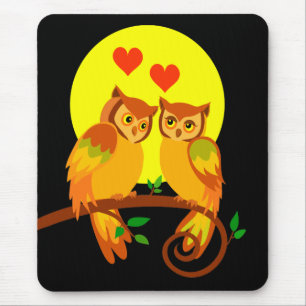 Owls in love mouse mat