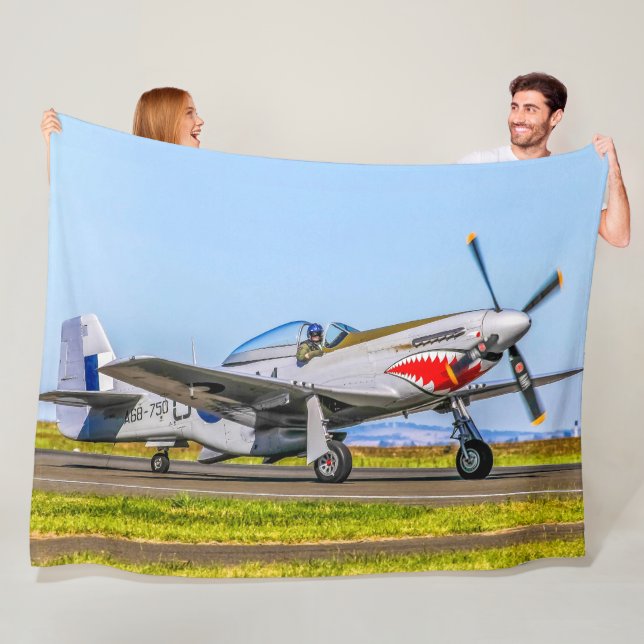 P-51 MUSTANG FLEECE BLANKET (In Situ)