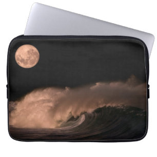 Pacific Storm Waves   North Shore of Oahu, Hawaii Laptop Sleeve