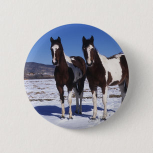 Paint Horses Standing in the Snow 6 Cm Round Badge