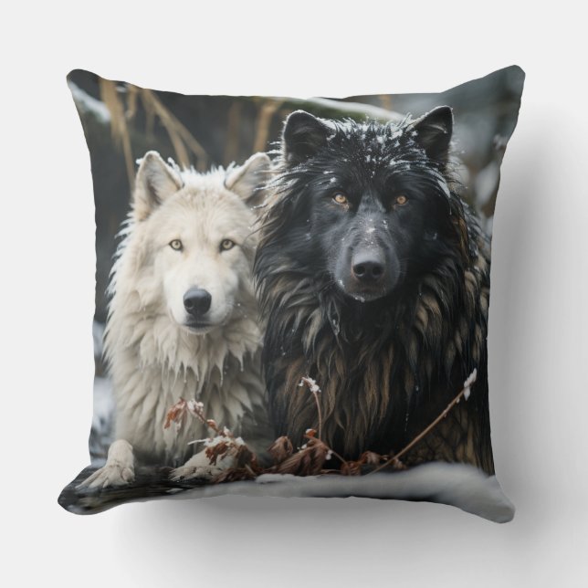Pair of wolves cushion (Front)