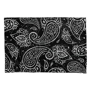 Paisley elegance: seamless ethnic pattern. pillowcase