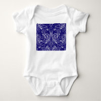 Paisley monochrome: blue, white elegance.