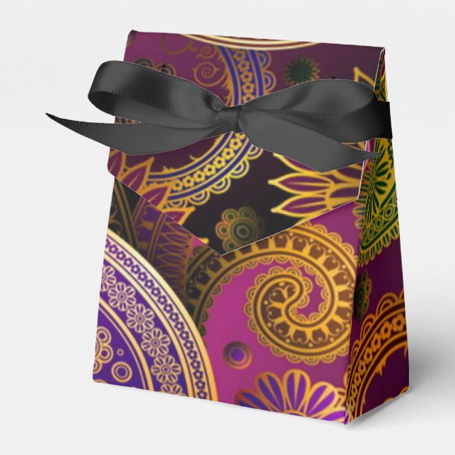 Paisley Purple Favour Box (Front Side)