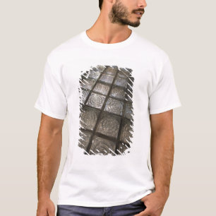 Palacio de Communicaciones, glass flooring T-Shirt