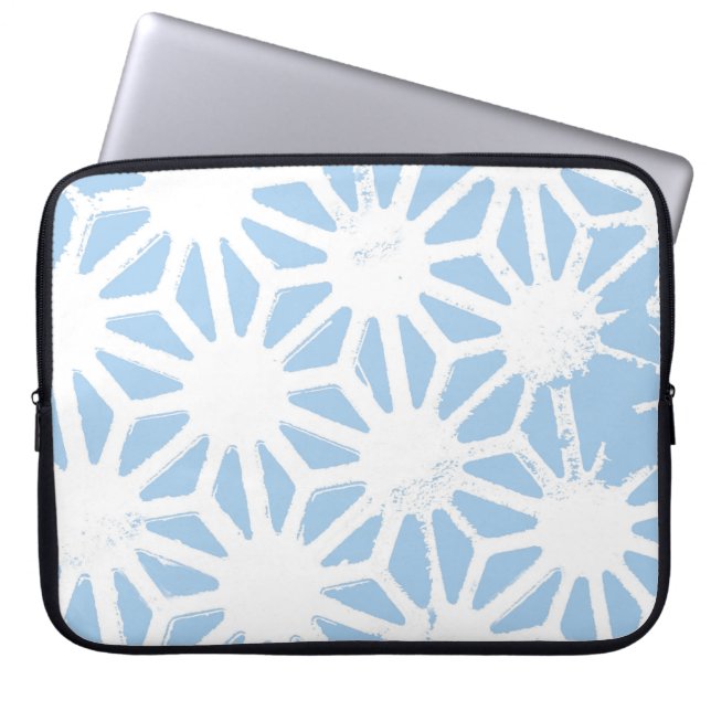 Pale blue geometric pattern laptop sleeve (Front)