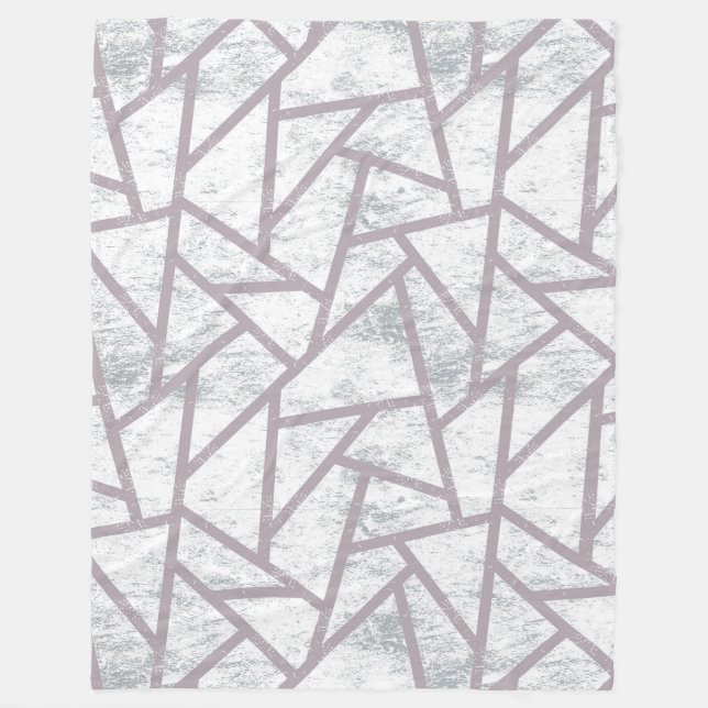 Pale grey mosaic pattern fleece blanket (Front)