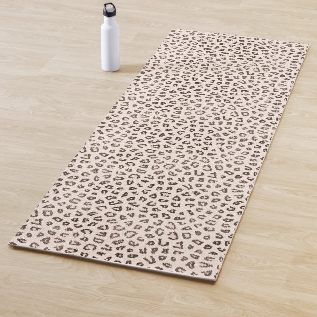 Pale Leopard Yoga Mat (In Situ)