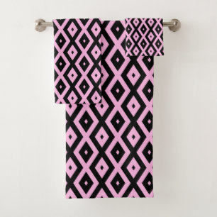 Pale pink and black diamond pattern bath towel set