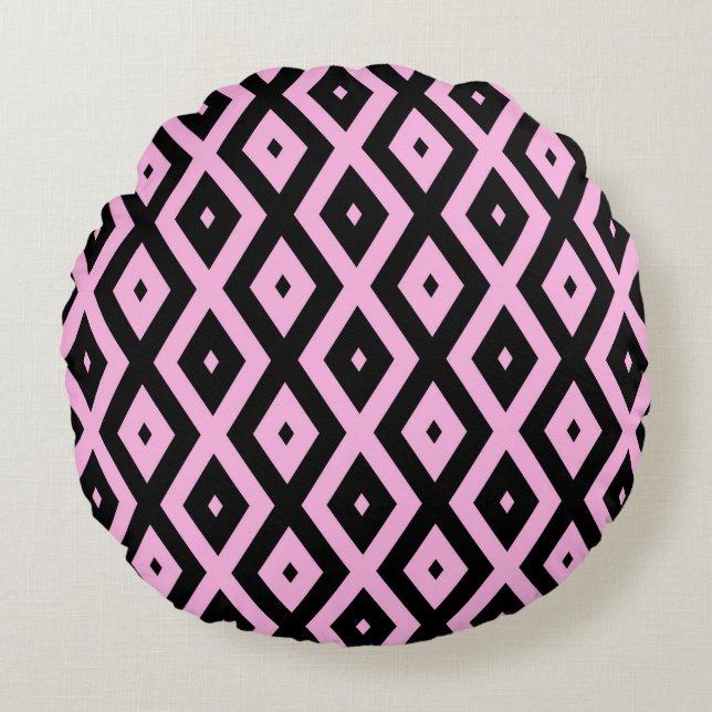 Pale pink and black diamond pattern round cushion (Front)