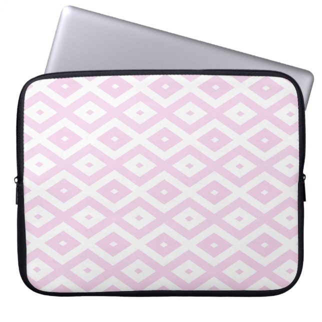 Pale pink and white diamond pattern laptop sleeve (Front)