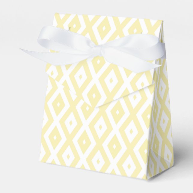 Pale yellow and white diamond pattern favour box (Front Side)