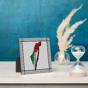Palestine Map whith Flag and Keffiyeh Pattern Plaque