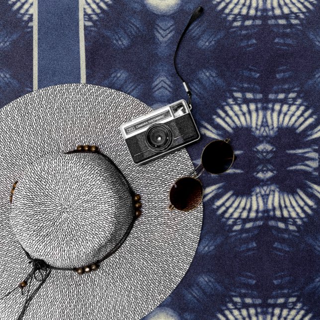 Palm Leaf in Delft Blue  Beach Towel (Creator Uploaded)