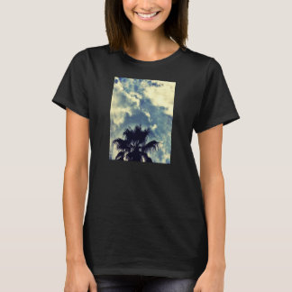 Palm tree and clouds Bella v-neck t-shirt