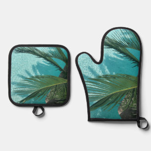 palm tree over the water oven mitt & pot holder set