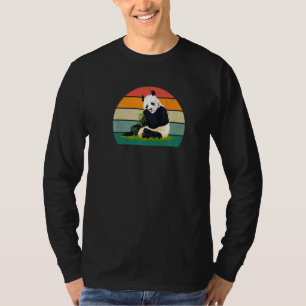 Pandas bears bamboo china asia black leave white p T-Shirt