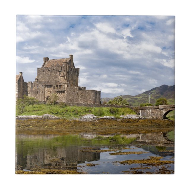 Panorama Eilean Donan Castle viewed from south Tile (Front)