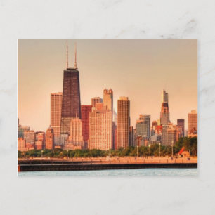 Panorama of Chicago skyline at sunrise Postcard