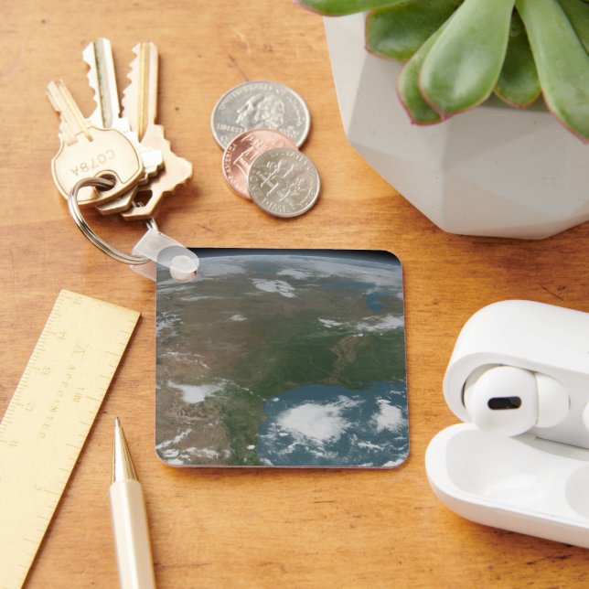 Panoramic Planet Earth And The Us. 2 Key Ring (Desk)