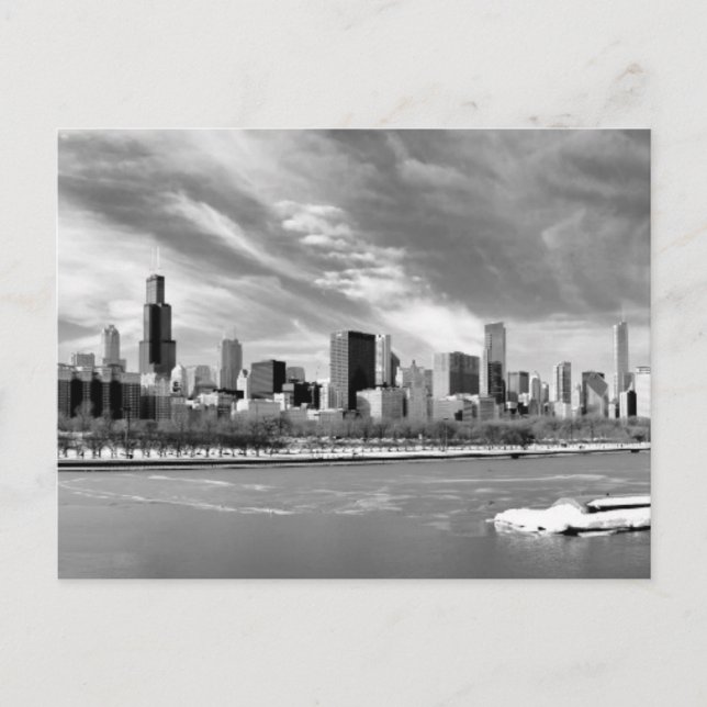Panoramic view of Chicago skyline in winter Postcard (Front)