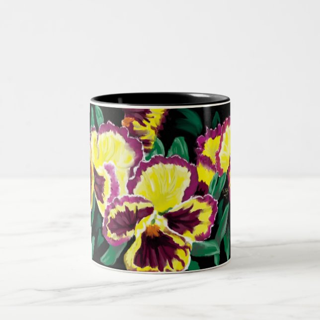 Pansies mug (Center)
