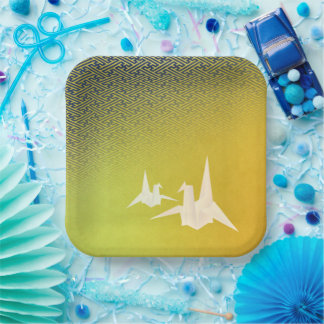 PAPER PLATE OF FOLDED CRANE AND SAAYA-SHAPED PATTE