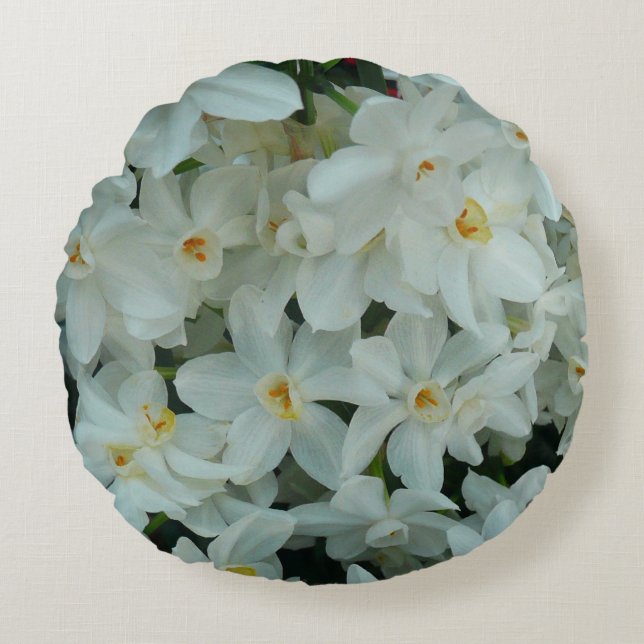 Paperwhite Narcissus Delicate White Flowers Round Cushion (Front)