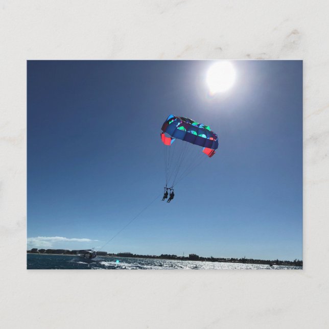 Parasailing at the Beach Holiday Postcard (Front)