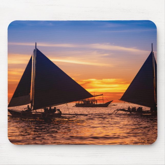 Paraw Sailing At Sunset |Phillipines Mouse Mat (Front)