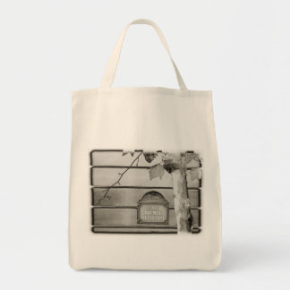 Paris 7th arrondisement tote bag