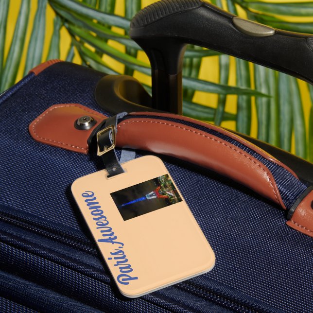 Paris-themed  luggage tag (Front Insitu 1)