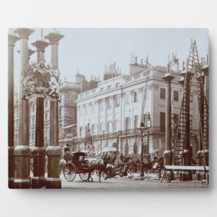 Park Lane being decorated for Queen Victoria's Dia Plaque