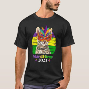 Party Cat Mask Beads Mardi Gras 2023 7 T-Shirt