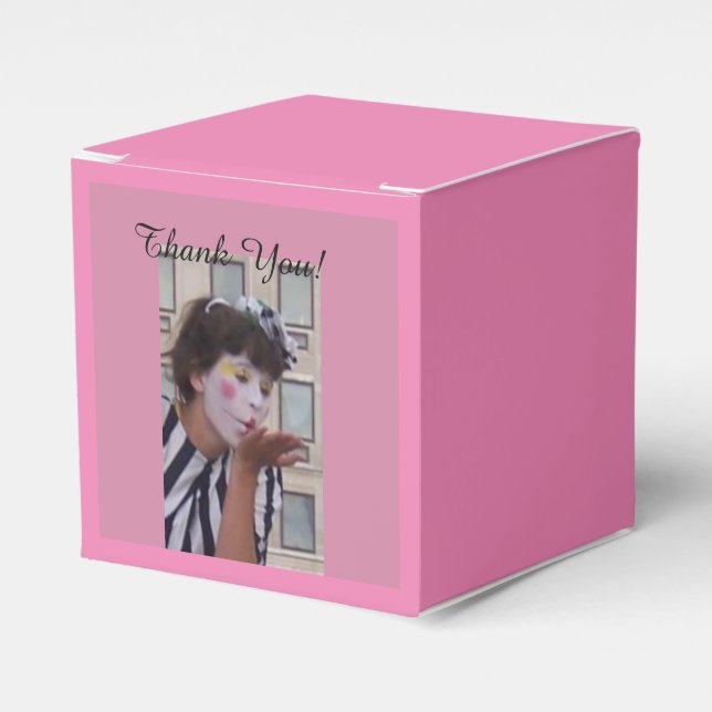 Party, Coporate Events, Banquet, Shower, Trendy Favour Box (Front Side)