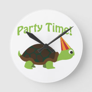 Party time! turtle round clock