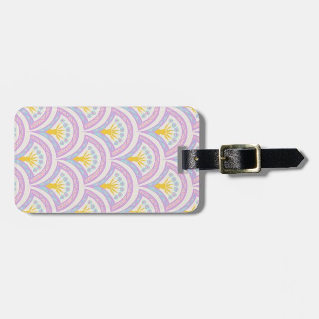 Pastel coloured shell pattern luggage tag (Front Horizontal)