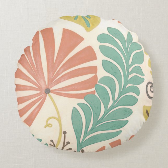 Pastel Floral Vines and Leaves on Cream Background Round Cushion (Front)